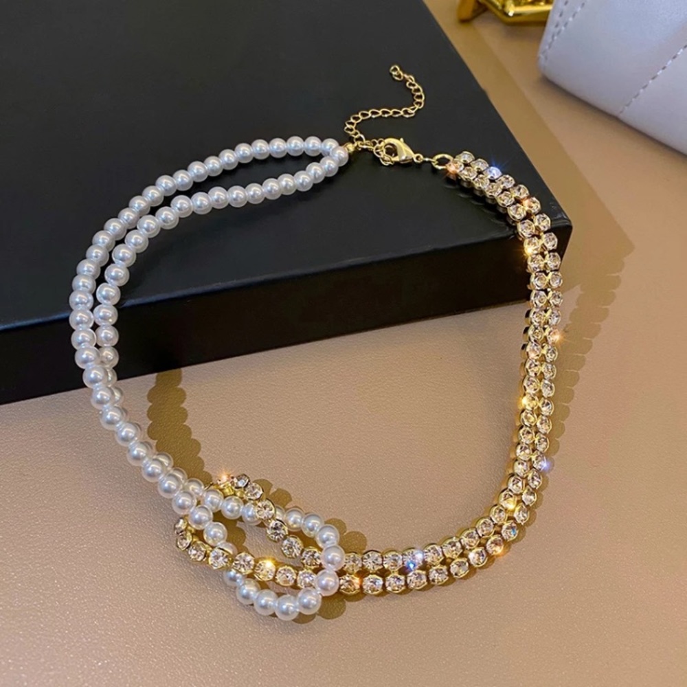 🌟 Gold Plated Pearl Rhinestone Choker Two Tone Chain Necklace - Picture 4 of 7